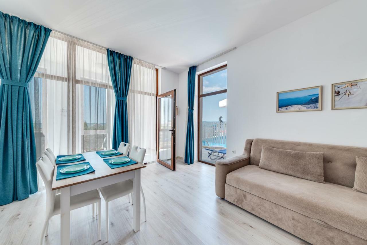 Balchik Amazing Sea Apartments Ngoại thất bức ảnh