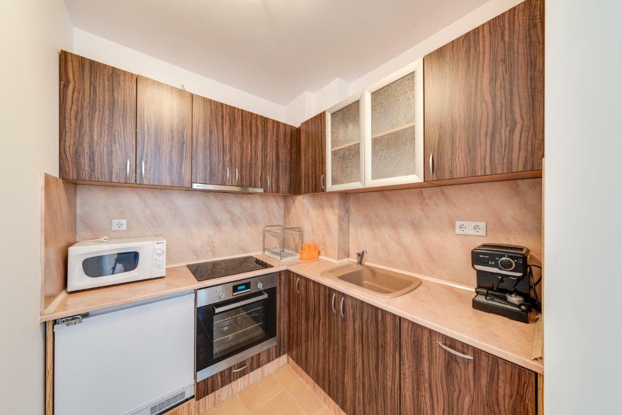 Balchik Amazing Sea Apartments Ngoại thất bức ảnh